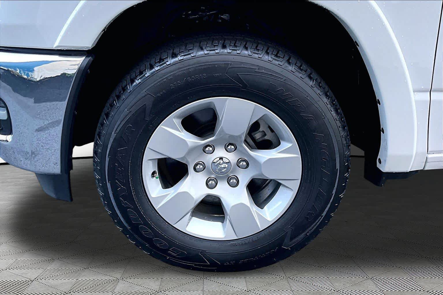 Used 2025 RAM 1500 Big Horn AWD/4WD image 11