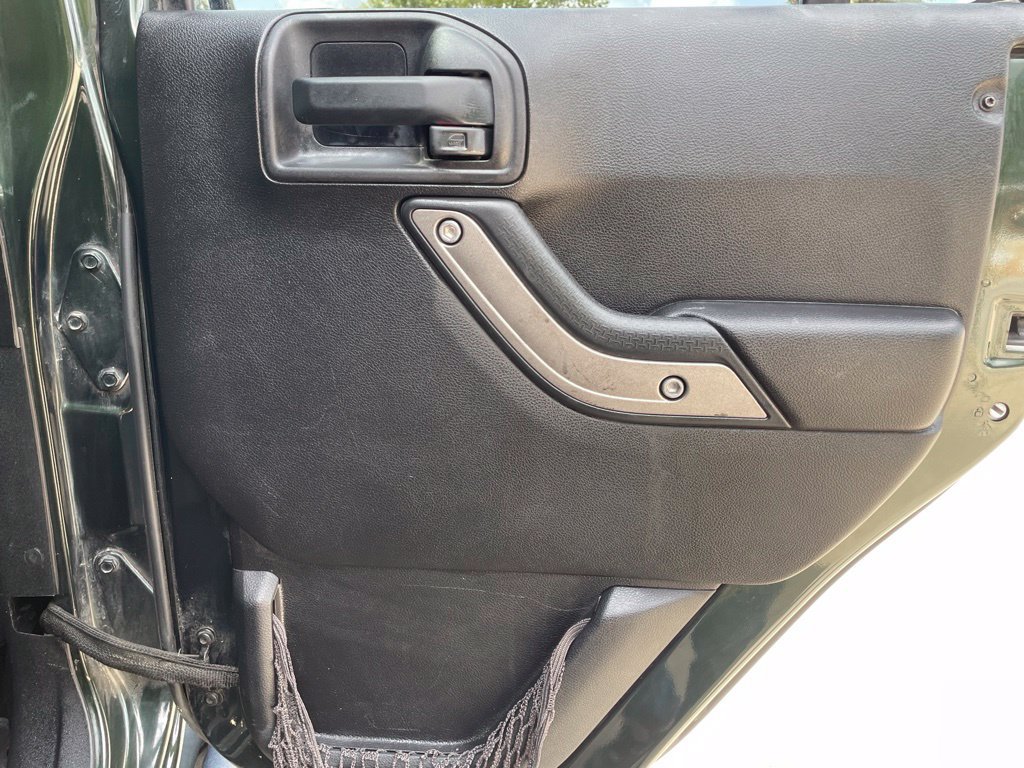Used 2012 Jeep Wrangler Unlimited Sport AWD/4WD image 21