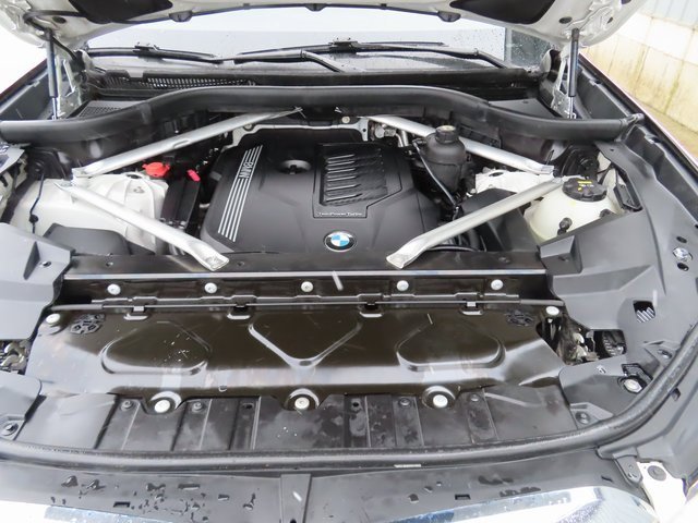 Used 2020 BMW X5 xDrive40i w/ Premium Package image 12