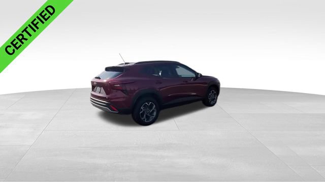 Certified 2025 Chevrolet Trax LT w/ LT Convenience Package image 9