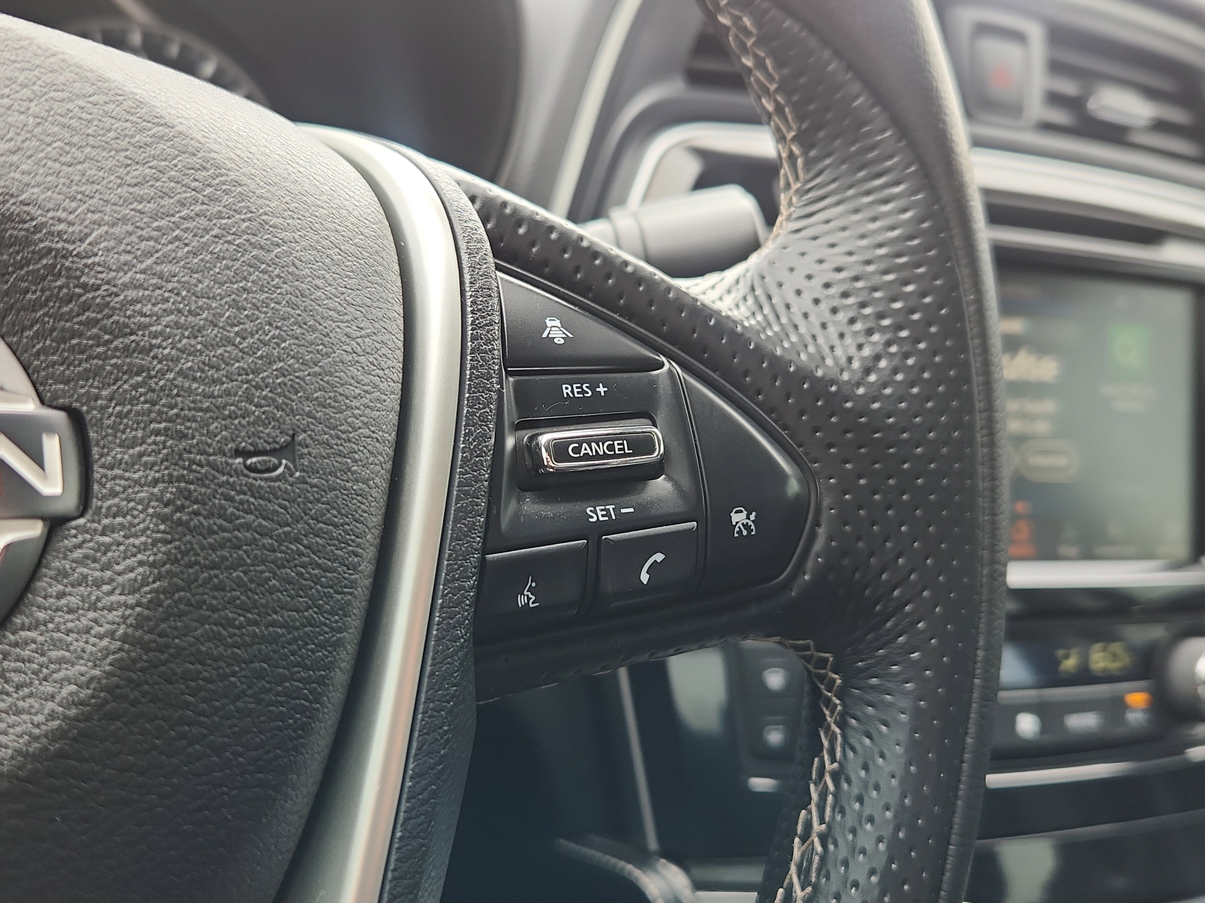 Used 2023 Nissan Maxima SV w/ Floor Mat Group FWD image 18
