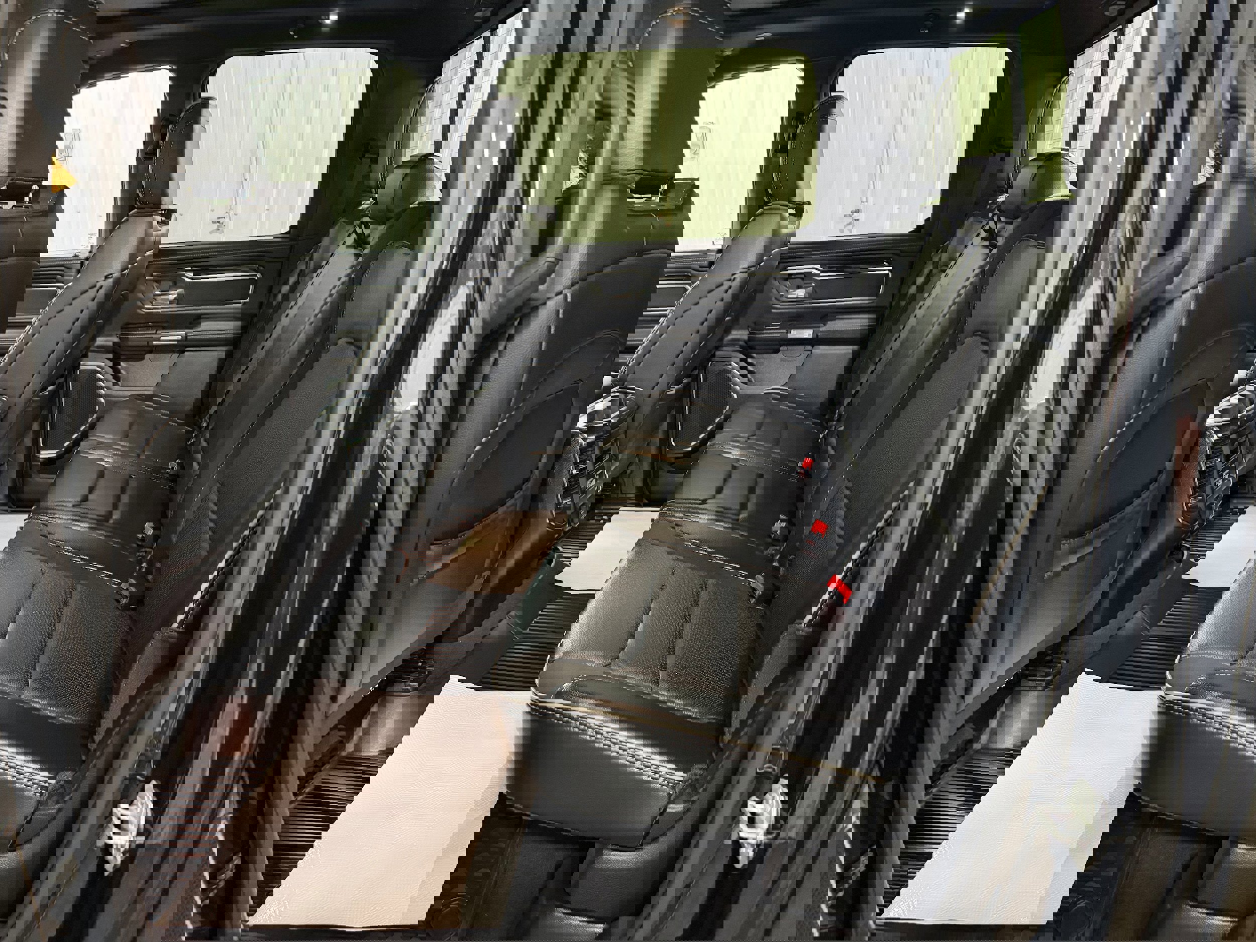 Used 2022 RAM 1500 Laramie w/ Sport Appearance Package image 17