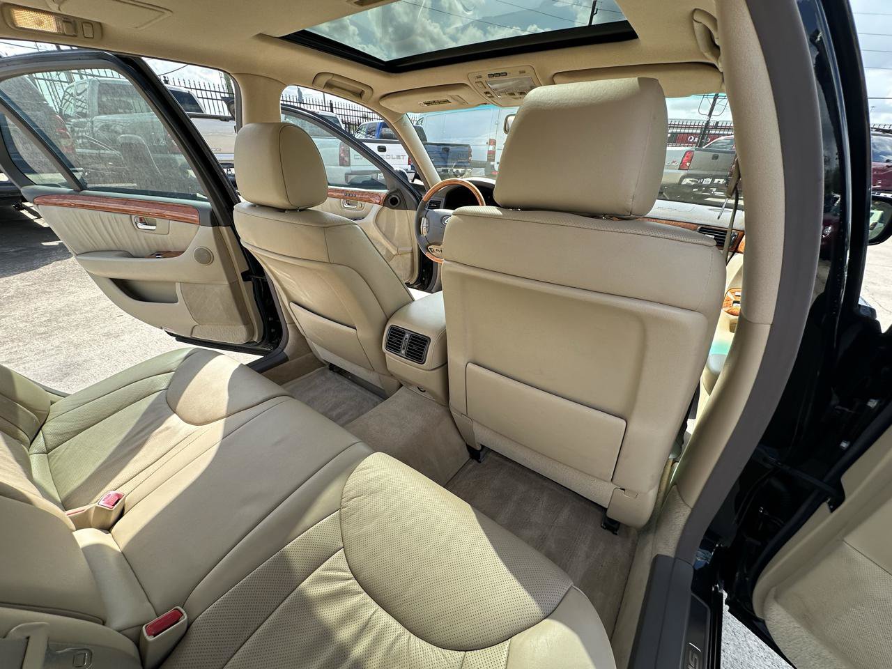 Used 2005 Lexus LS 430 RWD image 40
