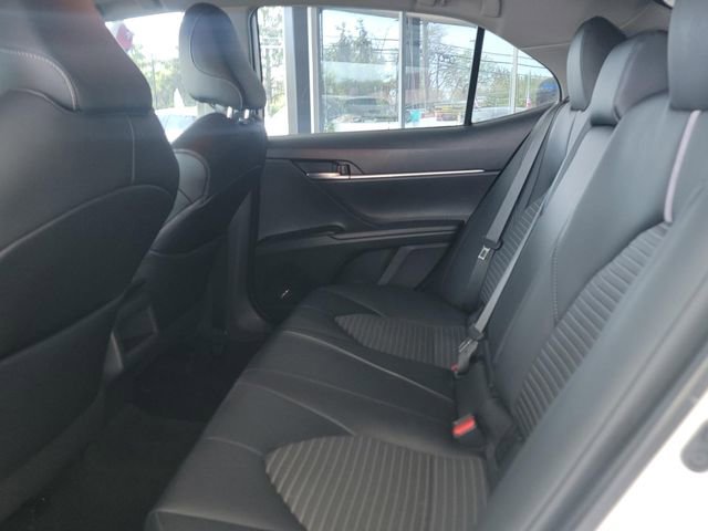Used 2020 Toyota Camry SE image 12