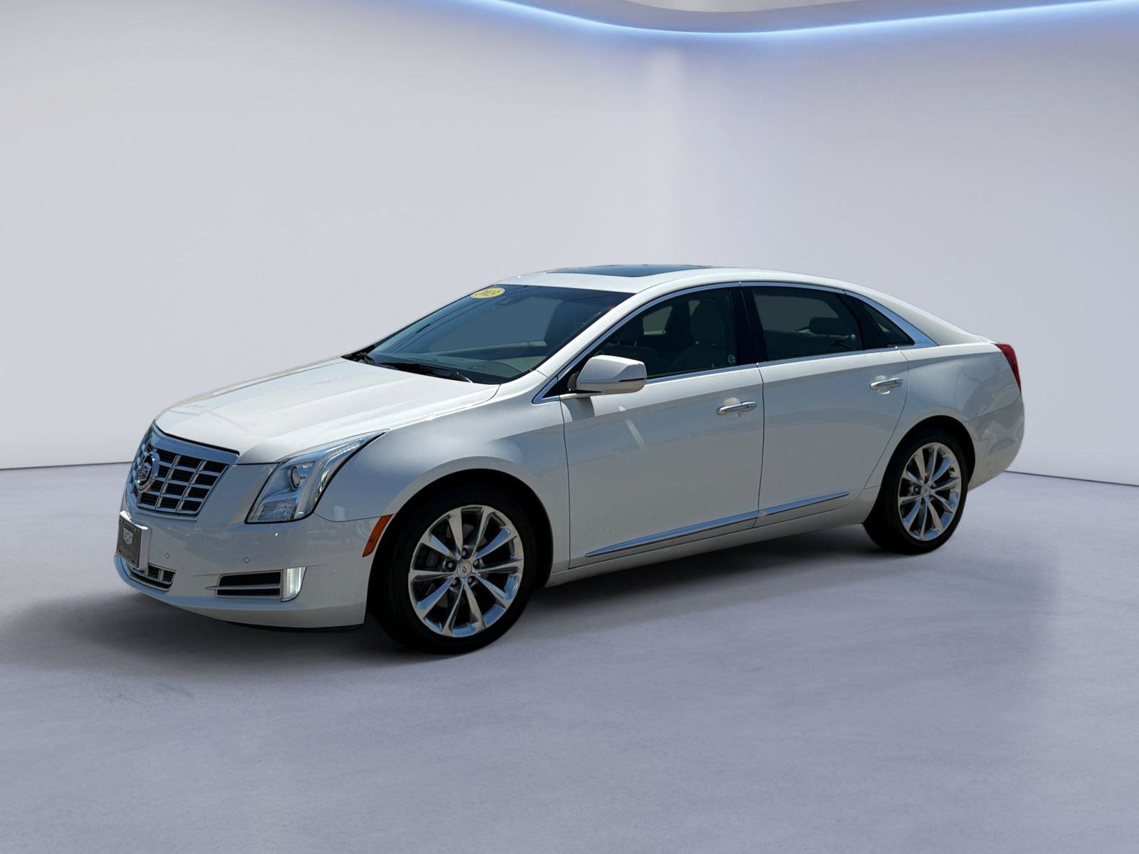 Used 2013 Cadillac XTS Luxury w/ Driver Awareness Package AWD/4WD image 10