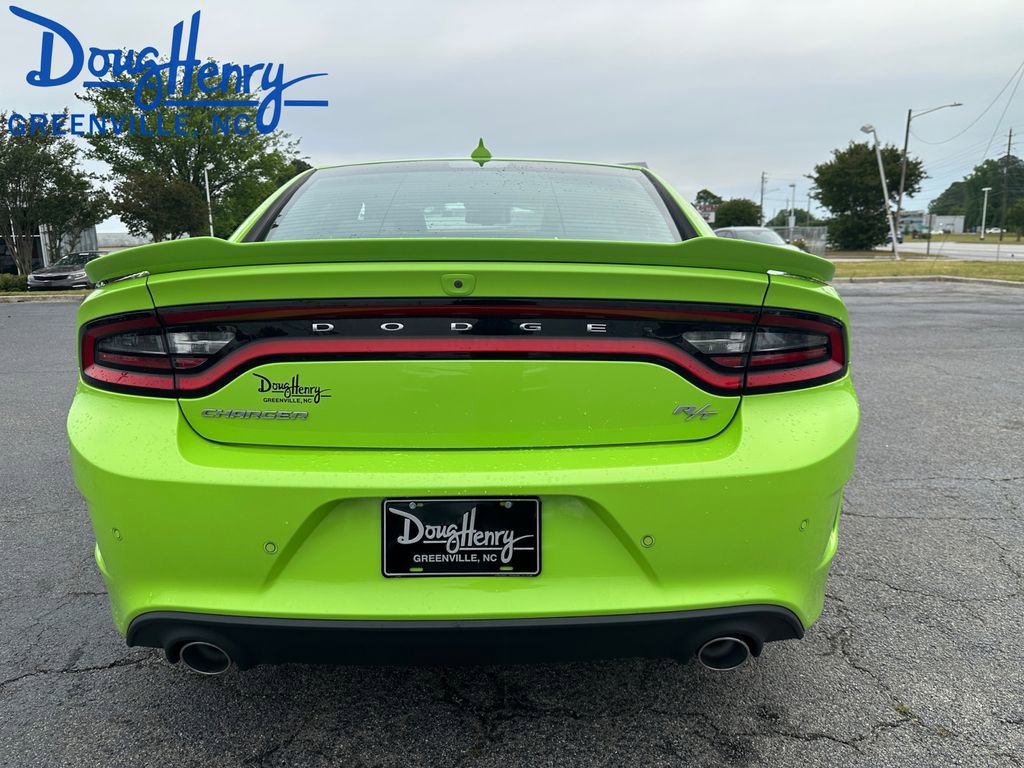 Used 2023 Dodge Charger R/T w/ Plus Group RWD image 5