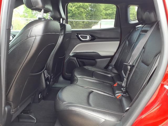 Used 2025 Jeep Compass Limited AWD/4WD image 12