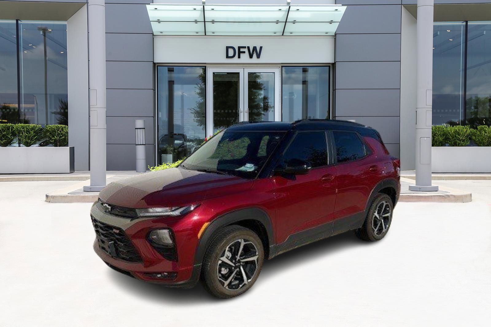 Used 2023 Chevrolet TrailBlazer RS w/ Convenience Package image 2