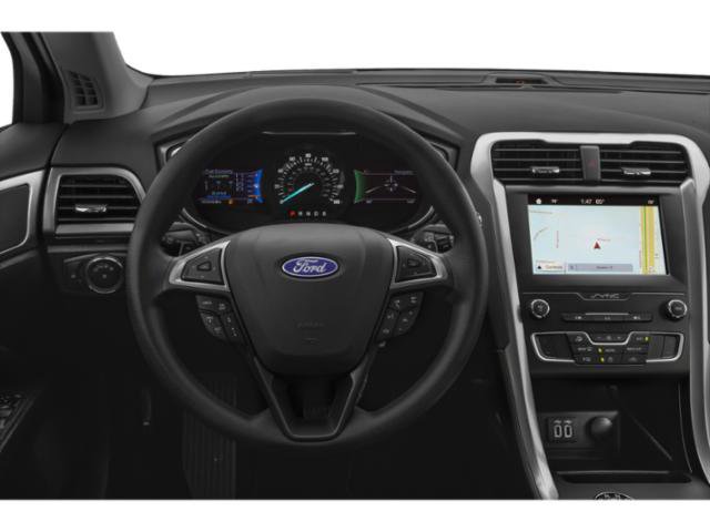 Used 2020 Ford Fusion SE FWD image 7