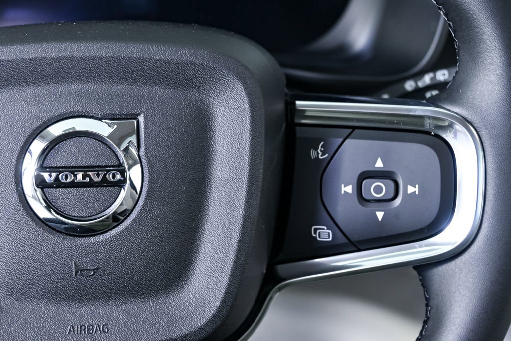 New 2026 Volvo XC40 B5 Ultra w/ Climate Package image 11