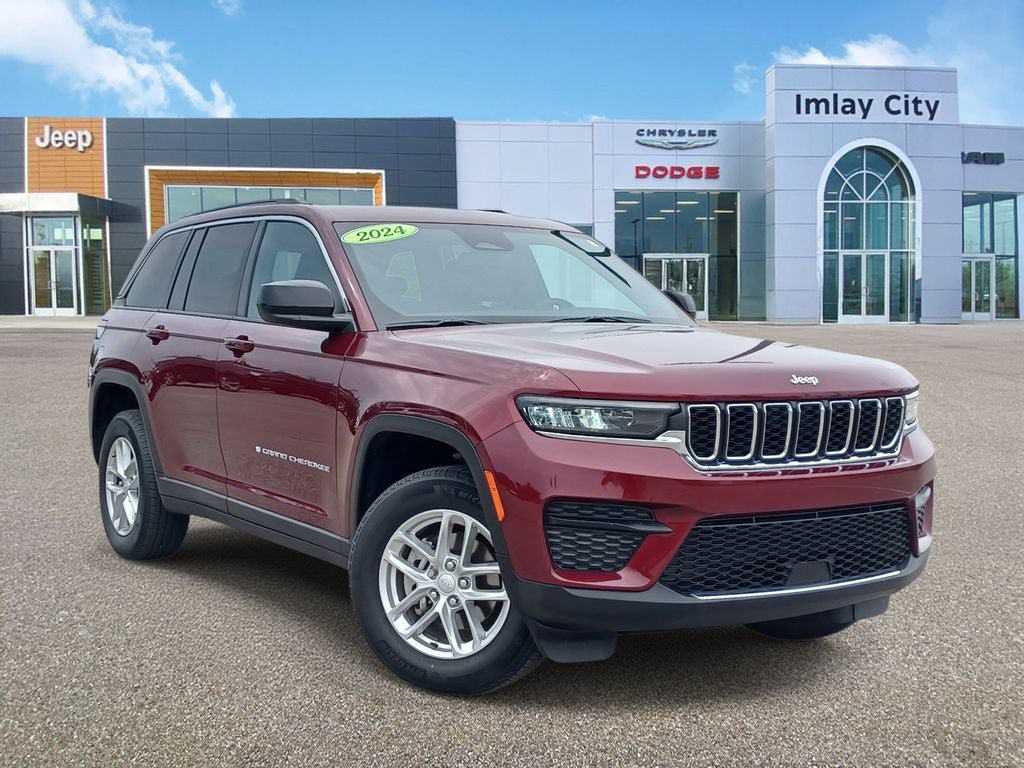 Used 2024 Jeep Grand Cherokee Laredo X w/ Luxury Tech Group I AWD/4WD image 1