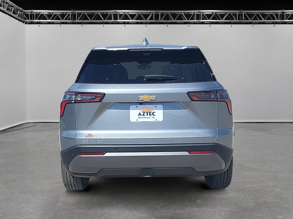 New 2027 Chevrolet Equinox LT w/ Convenience Package II FWD image 6
