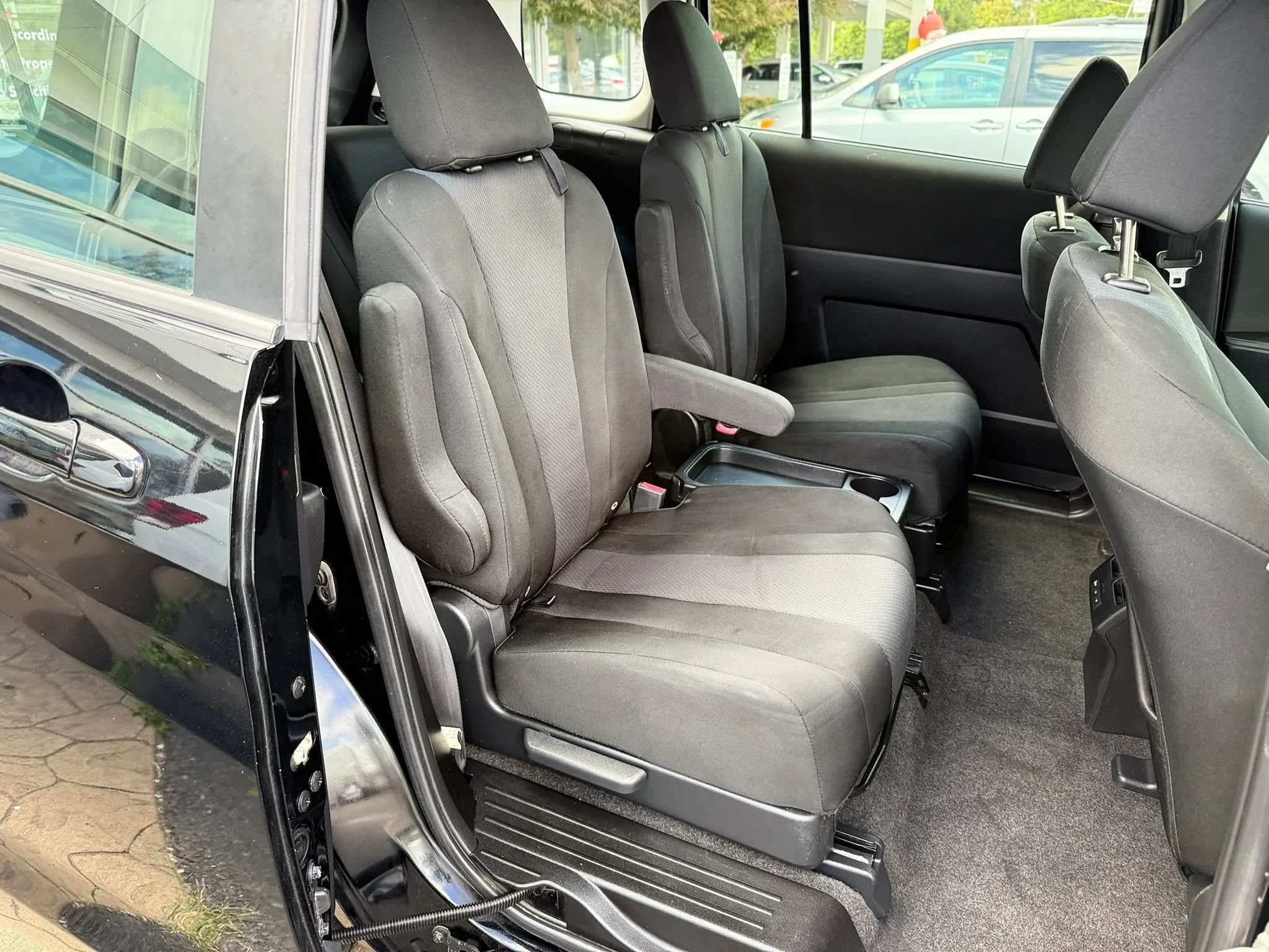 Used 2014 MAZDA MAZDA5 Sport FWD image 26