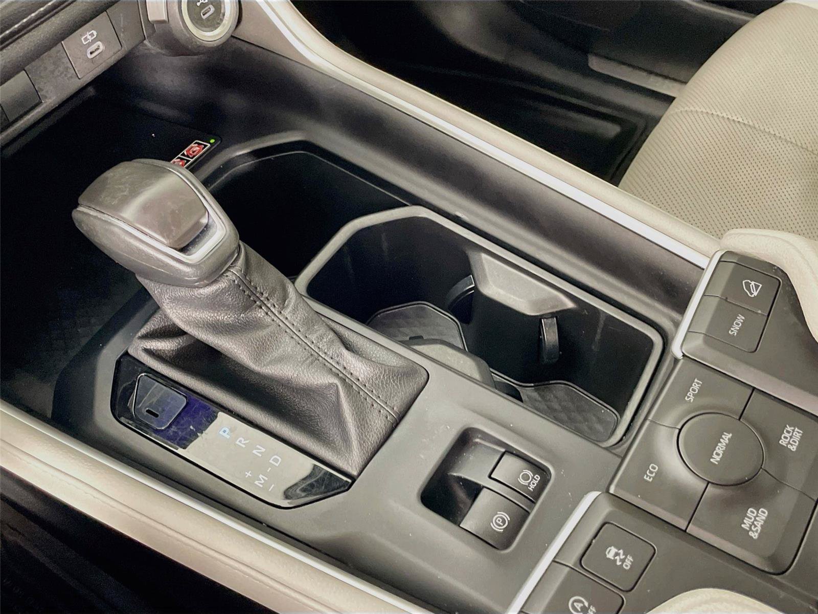 Used 2024 Toyota Grand Highlander AWD image 18