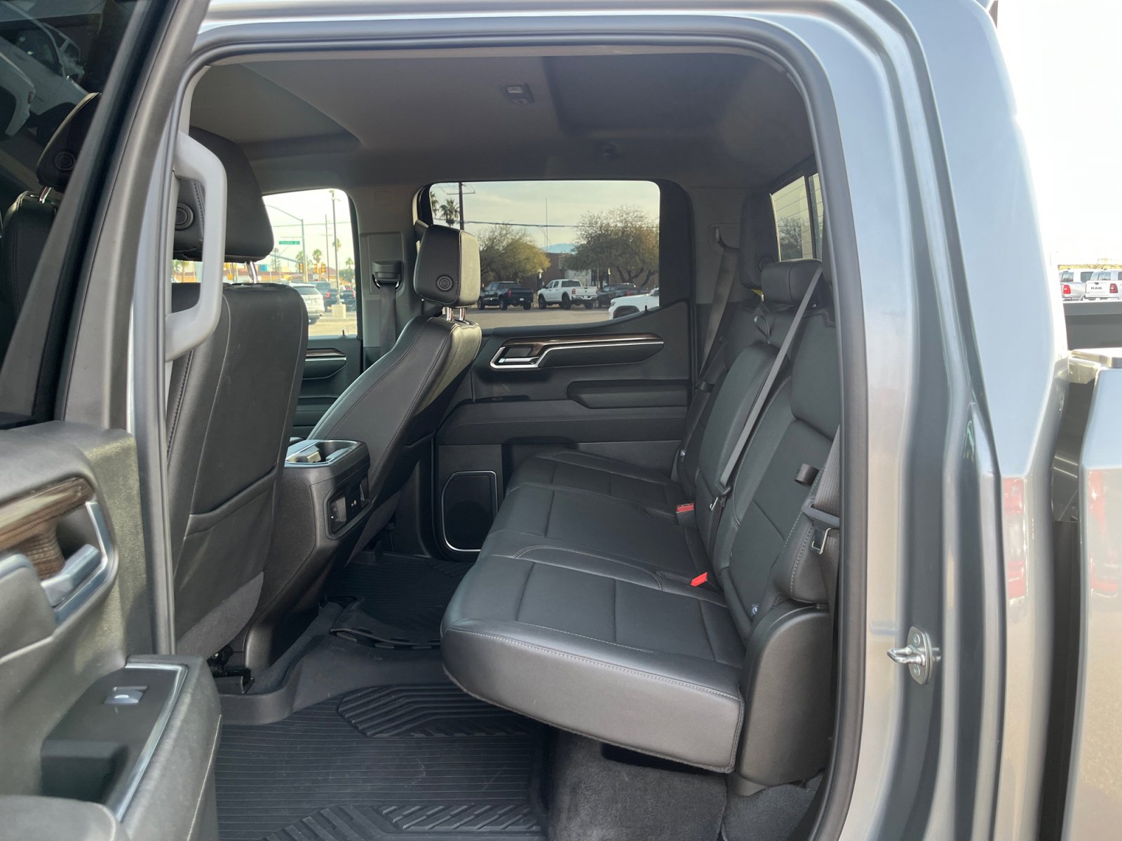 Used 2024 Chevrolet Silverado 1500 RST image 17