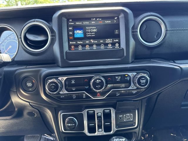 Used 2018 Jeep Wrangler Unlimited Sahara AWD/4WD image 24