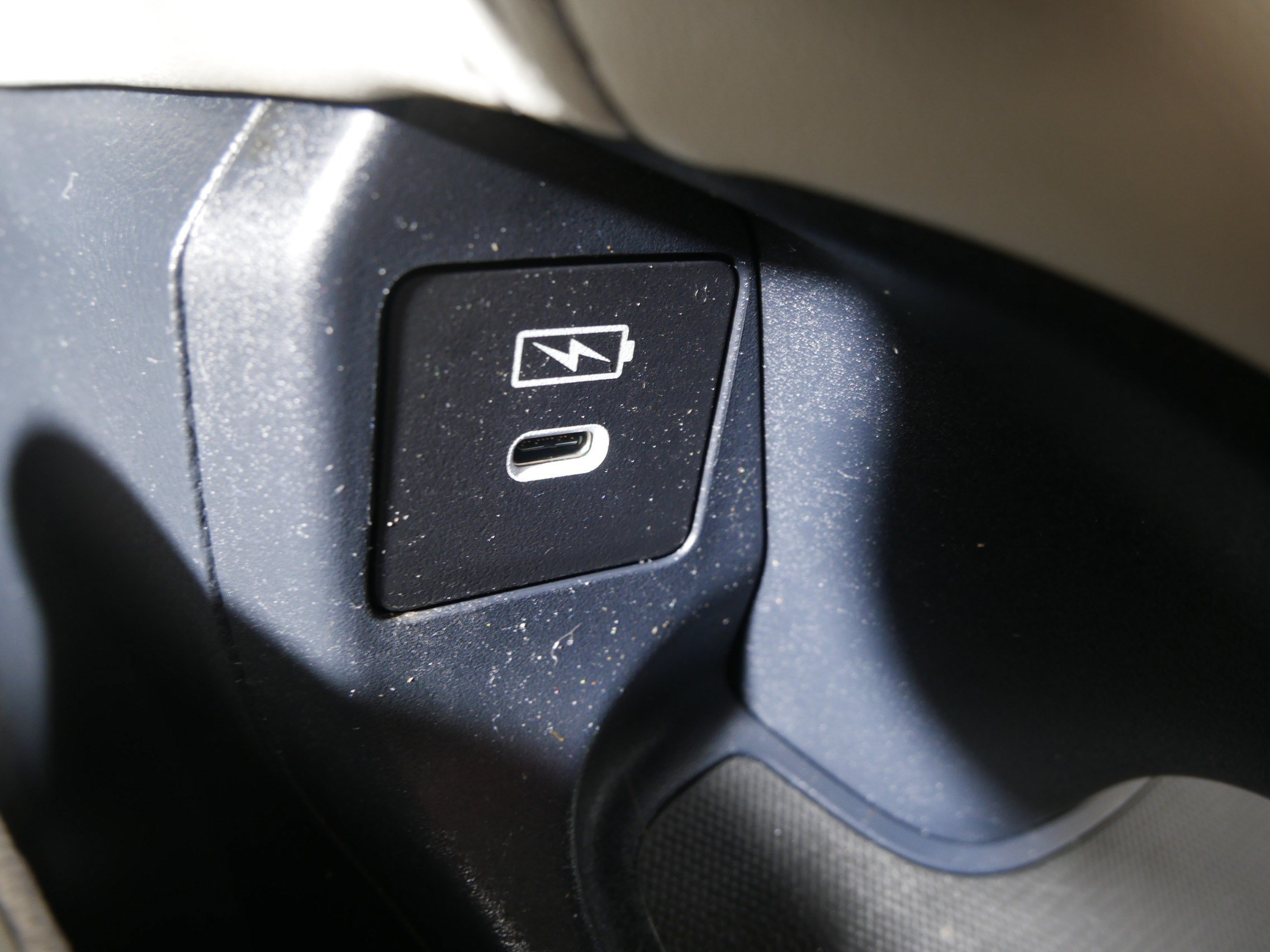 Used 2024 Honda HR-V EX-L image 31