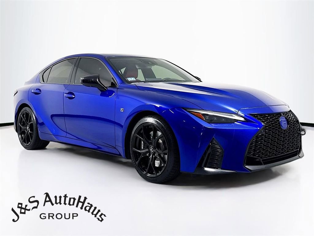 Used 2025 Lexus IS 500 RWD image 1