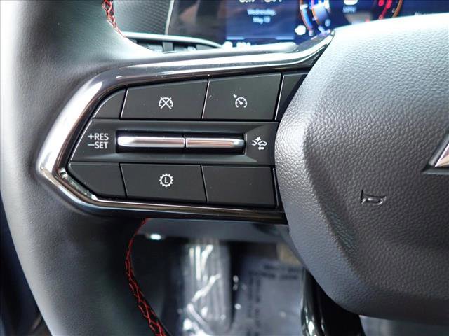 Used 2025 Chevrolet Equinox RS AWD/4WD image 15