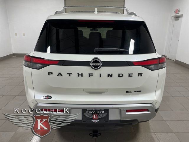Used 2023 Nissan Pathfinder SL w/ Lighting Package (N92) image 5