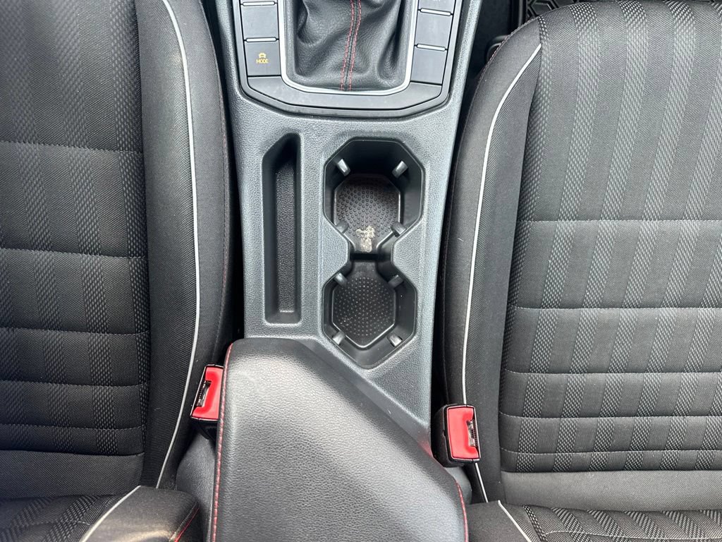 Used 2019 Volkswagen Jetta GLI FWD image 7