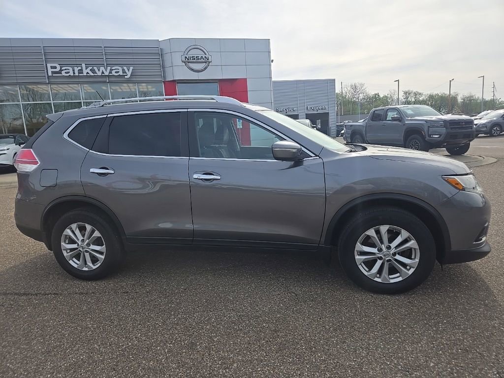 Used 2015 Nissan Rogue SV AWD/4WD image 10