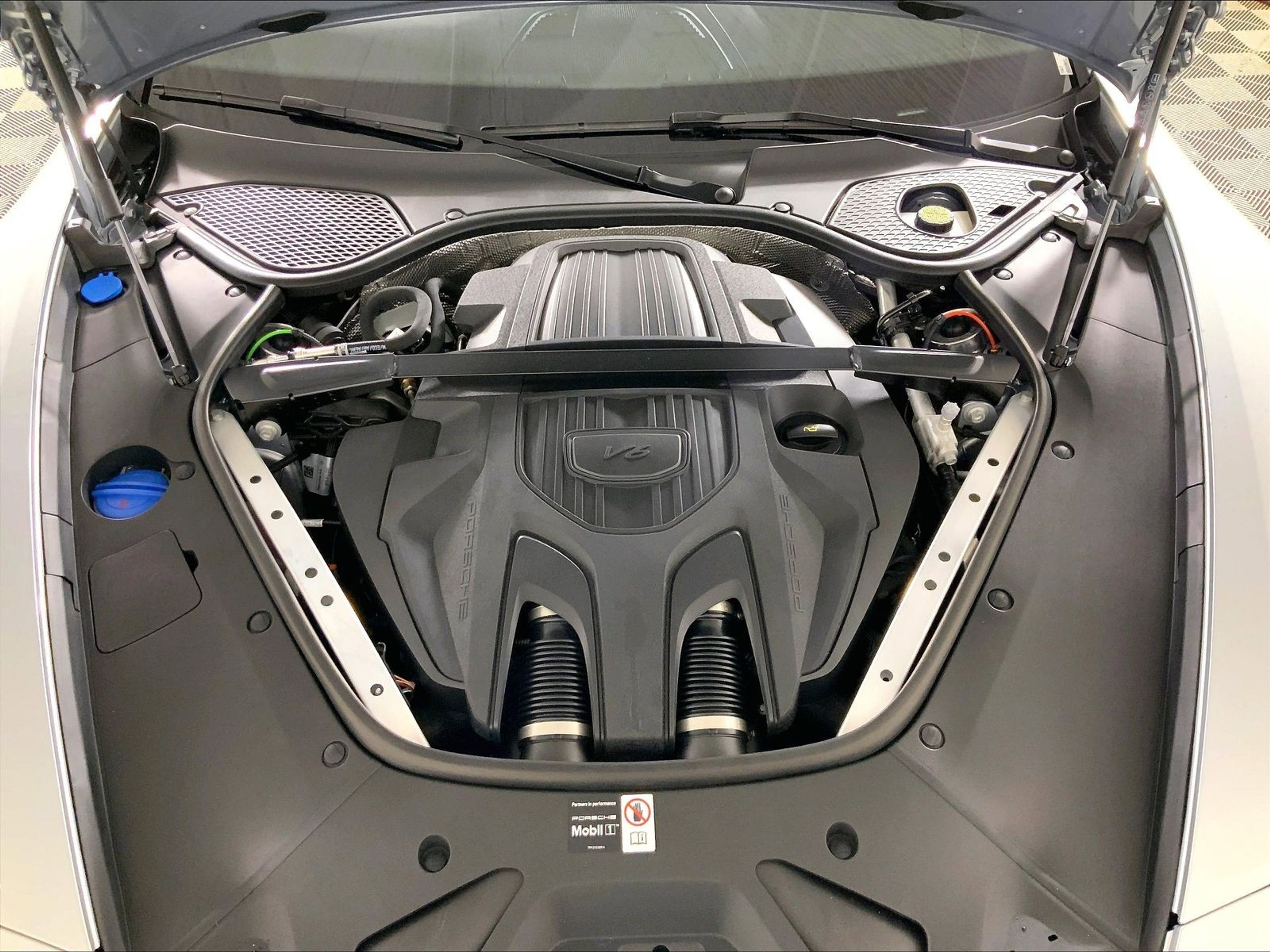New 2026 Porsche Panamera RWD image 22