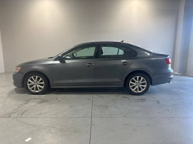 Used 2015 Volkswagen Jetta SE FWD image 10
