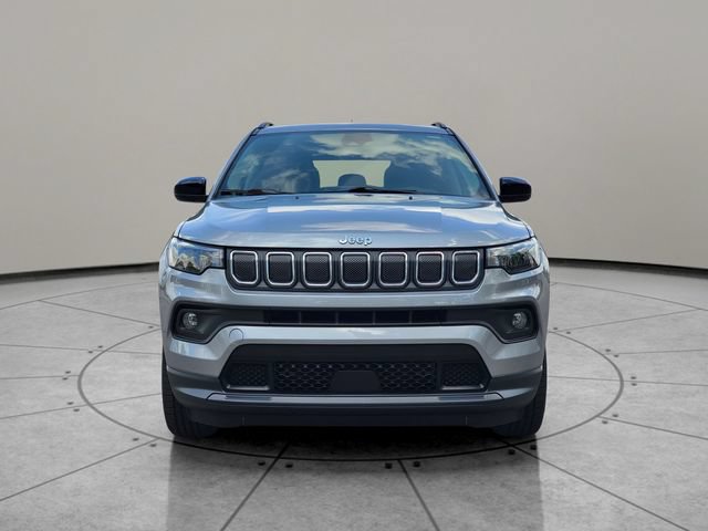 Certified 2022 Jeep Compass Latitude w/ Sun and Sound Group AWD/4WD image 15