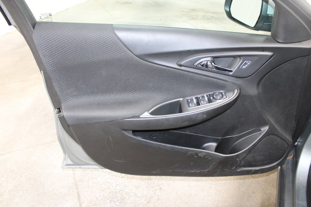 Used 2025 Chevrolet Malibu LT FWD image 16