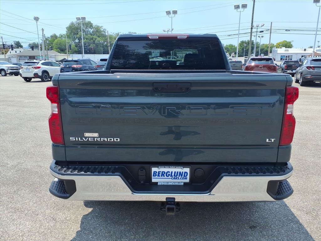 Used 2025 Chevrolet Silverado 1500 LT RWD image 5