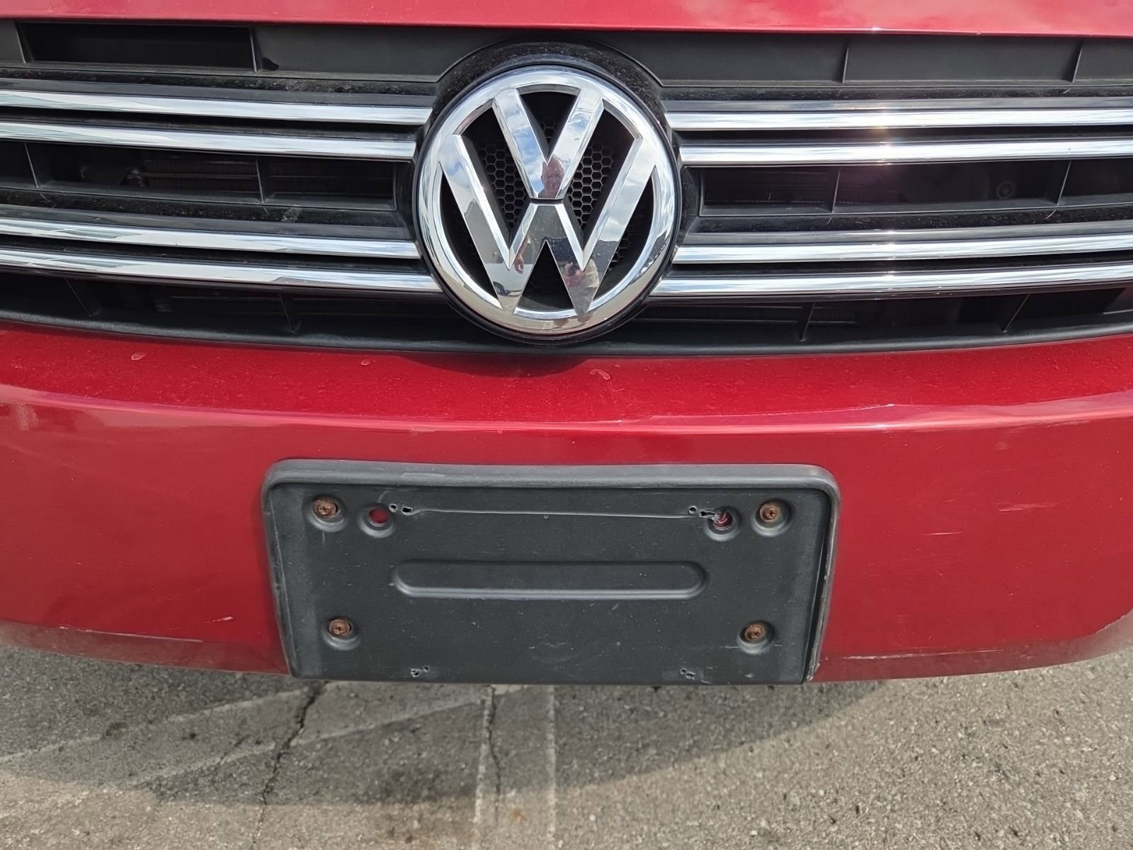 Used 2016 Volkswagen Tiguan SE image 16