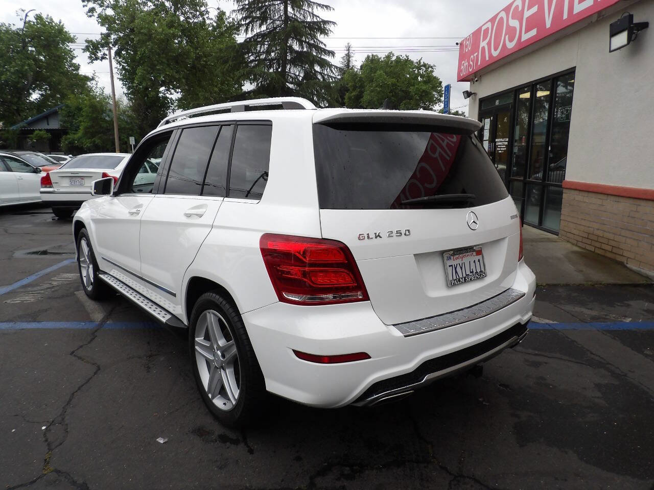 Used 2015 Mercedes-Benz GLK 250 BlueTEC 4MATIC image 4
