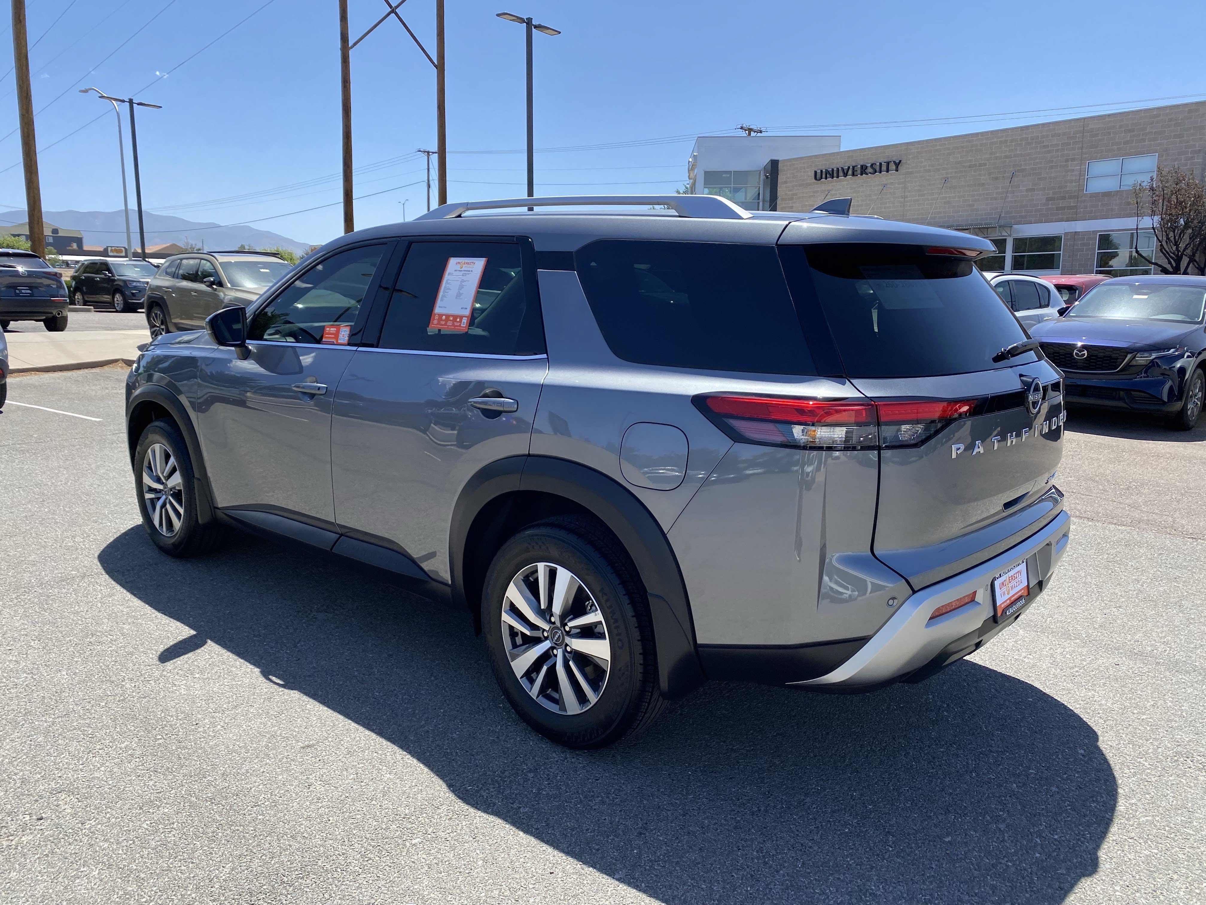 Used 2025 Nissan Pathfinder SL w/ Cargo Package AWD/4WD image 51
