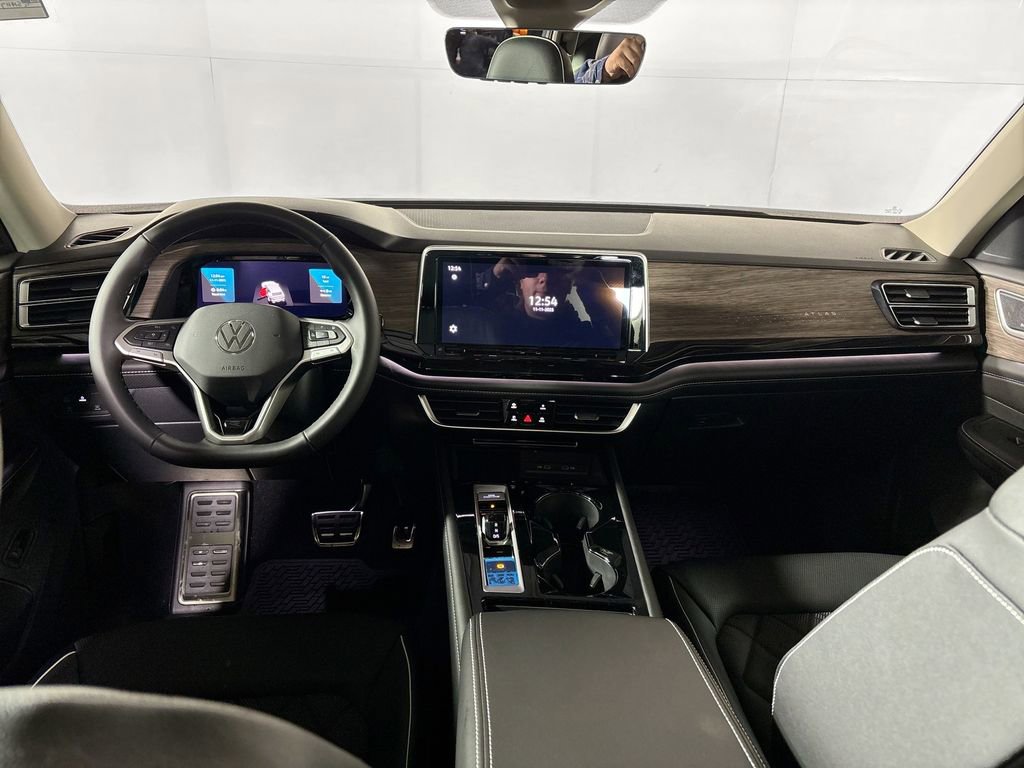 New 2026 Volkswagen Atlas SEL Premium R-Line image 12
