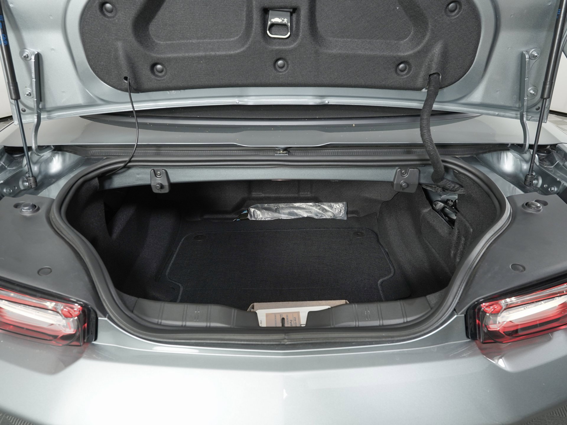 Used 2024 Chevrolet Camaro ZL1 image 15