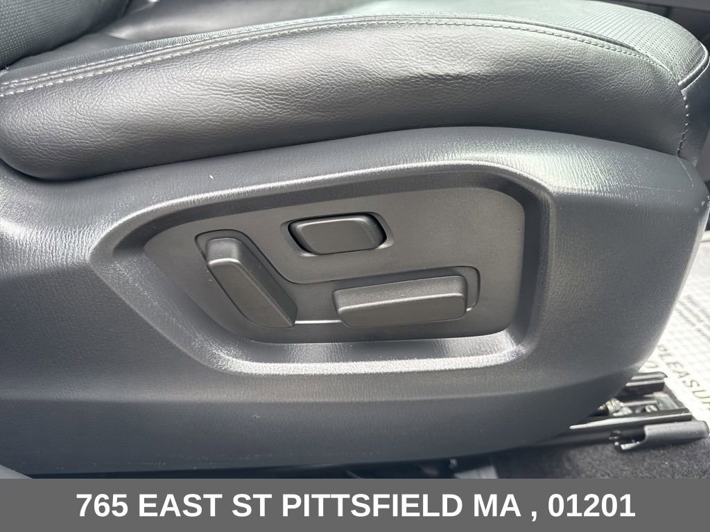 Used 2023 MAZDA CX-9 Touring Plus AWD/4WD image 16