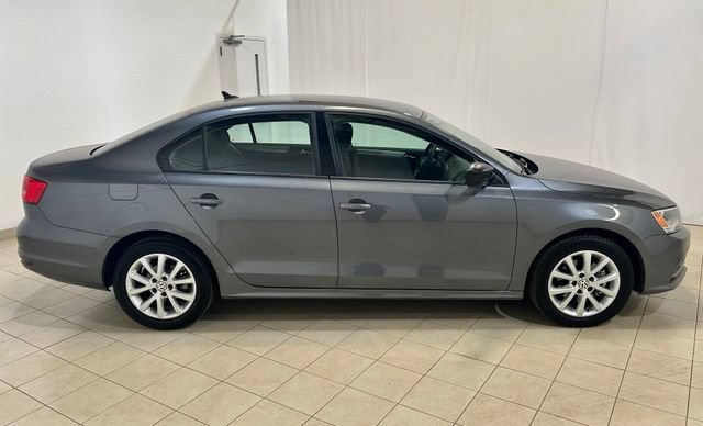 Used 2015 Volkswagen Jetta SE FWD image 6