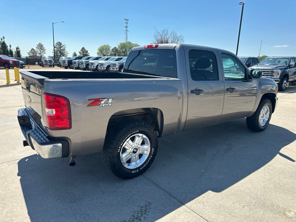 Used 2013 Chevrolet Silverado 1500 LT w/ All-Star Edition AWD/4WD image 32