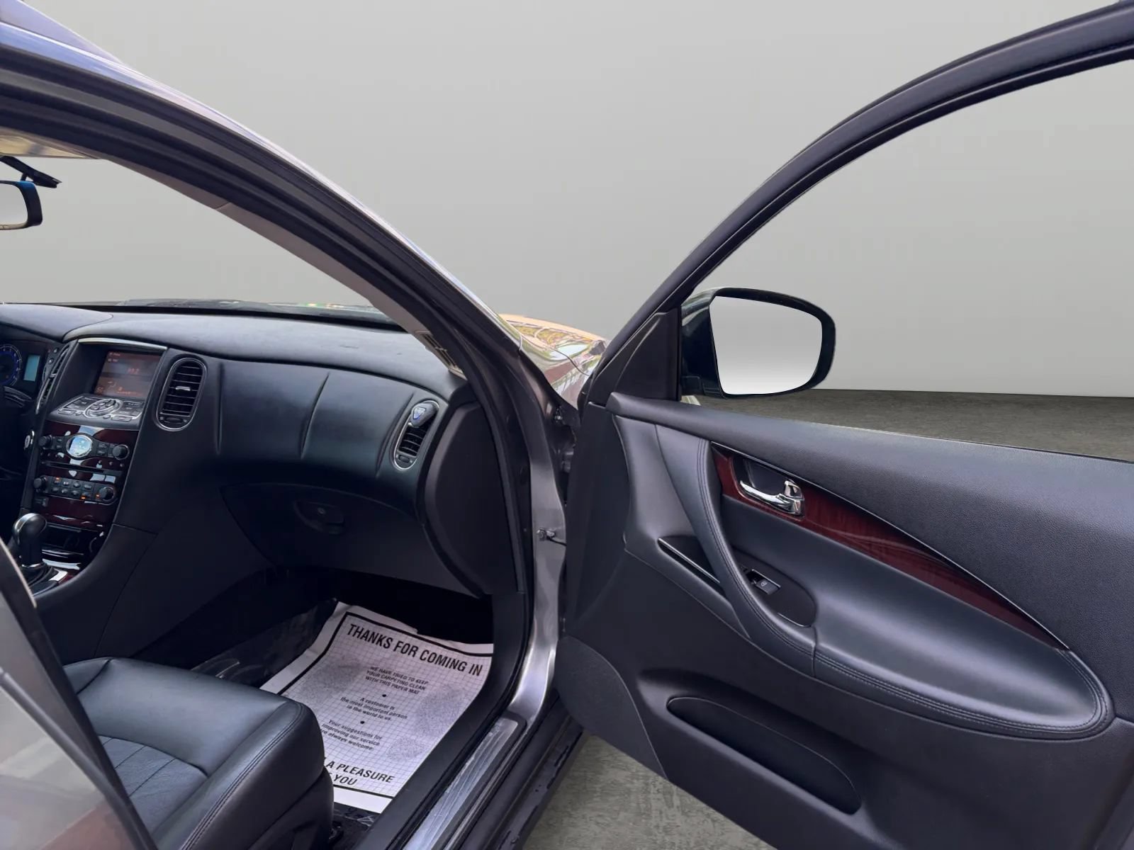 Used 2015 INFINITI QX50 AWD image 19