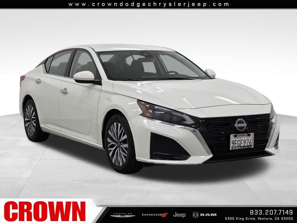Used 2023 Nissan Altima 2.5 SV