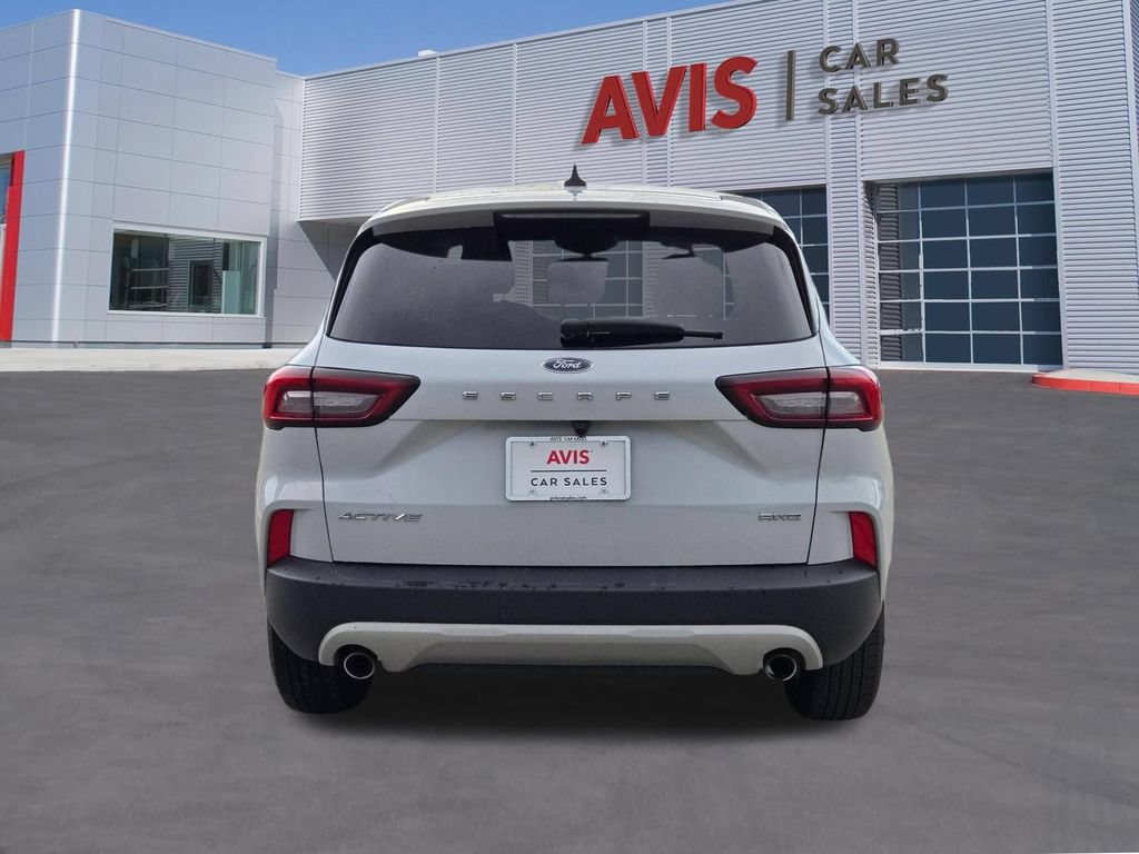 Used 2025 Ford Escape Active AWD/4WD image 14