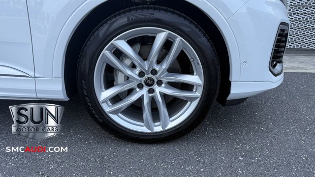 New 2025 Audi Q7 3.0T Premium Plus image 2