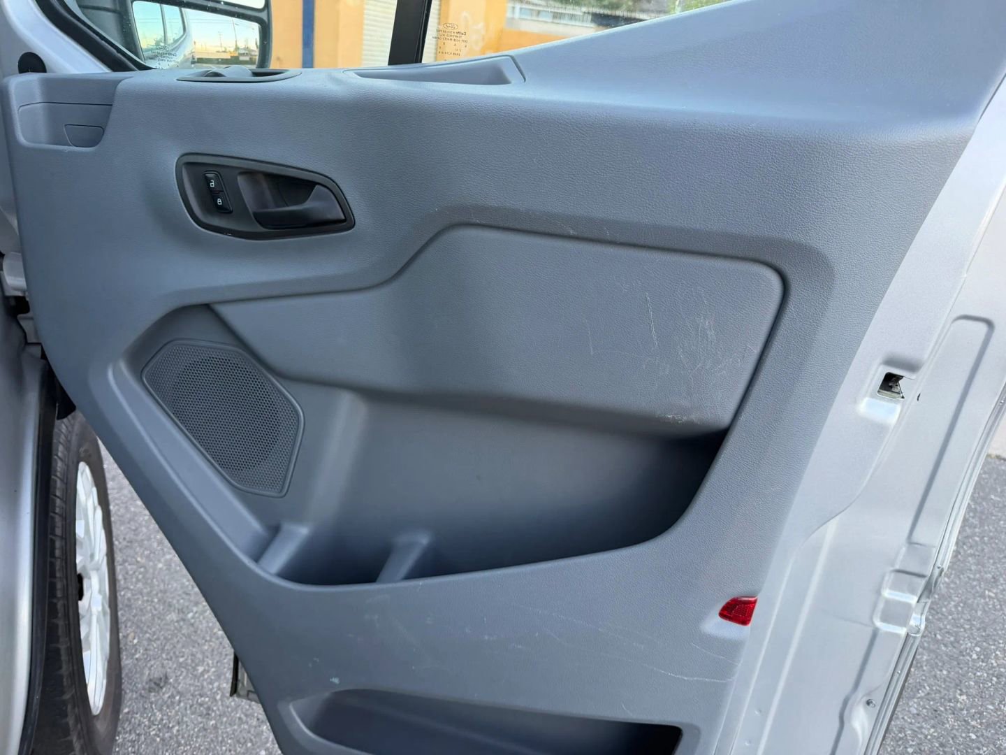 Used 2017 Ford Transit 350 XL image 12