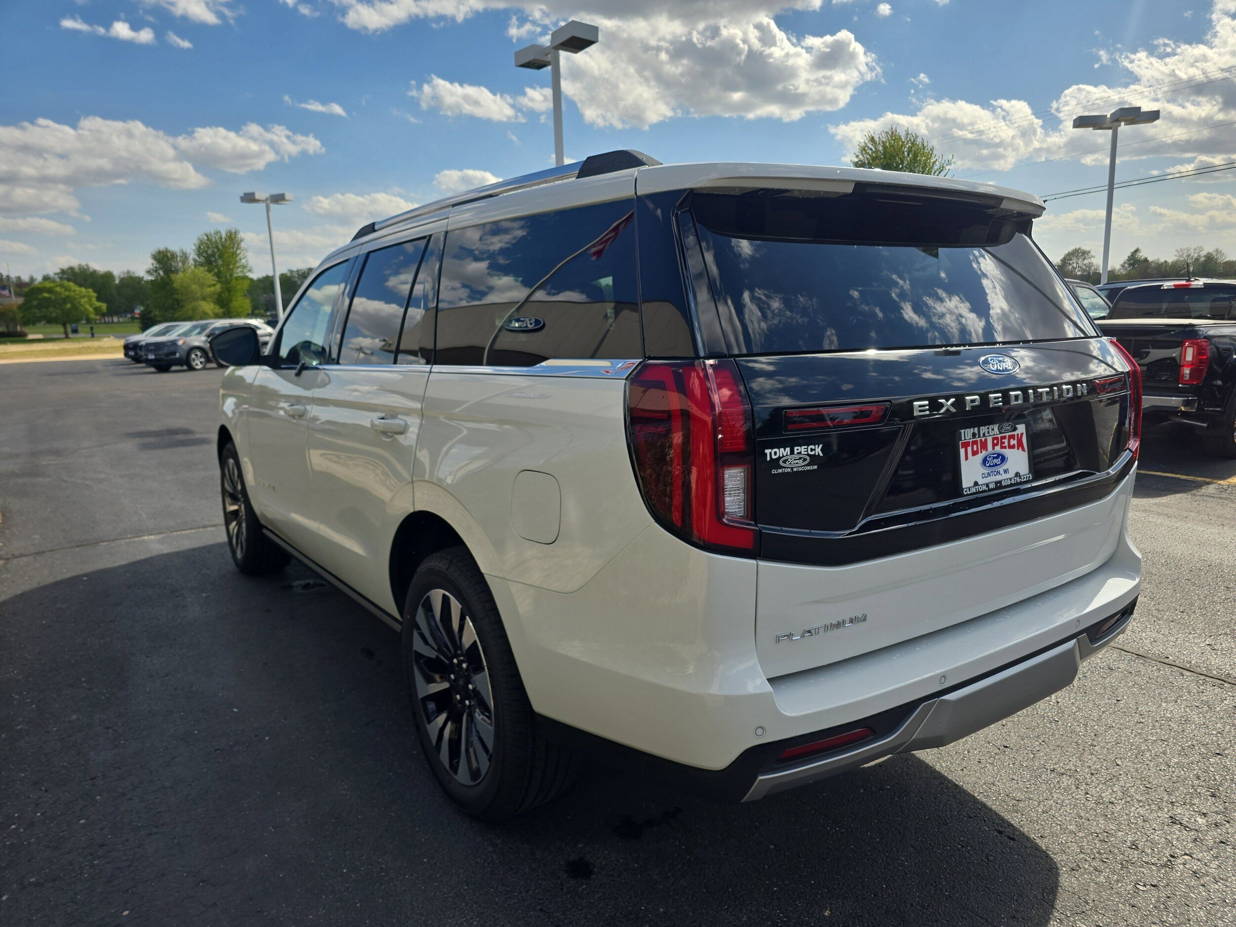 New 2026 Ford Expedition Platinum w/ Driver's Package AWD/4WD image 3