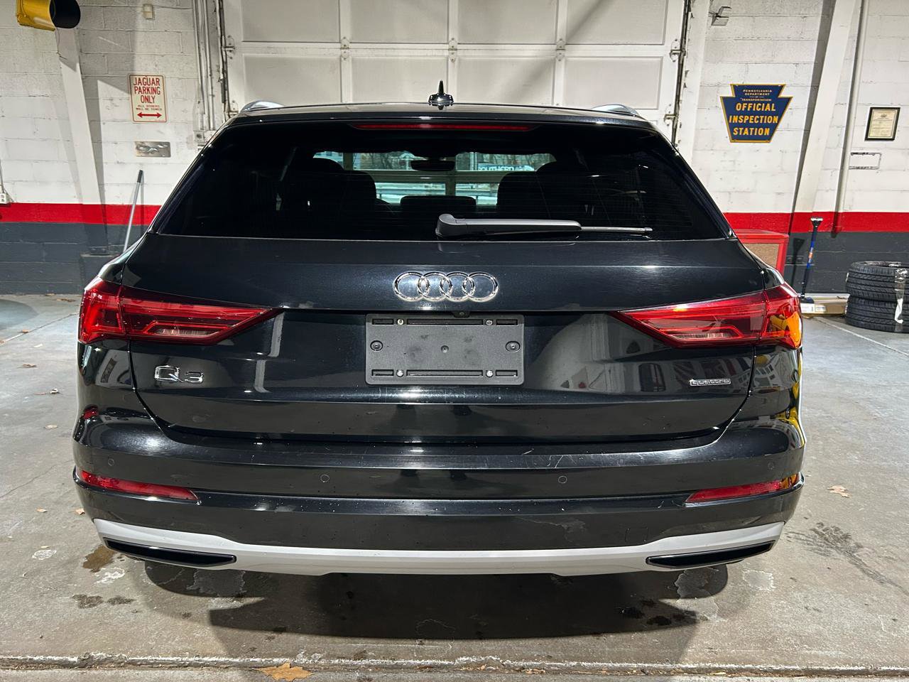 Used 2019 Audi Q3 2.0T Premium w/ Convenience Package image 4