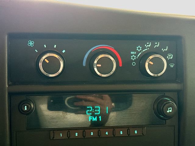 Used 2014 Chevrolet Express 1500 image 15