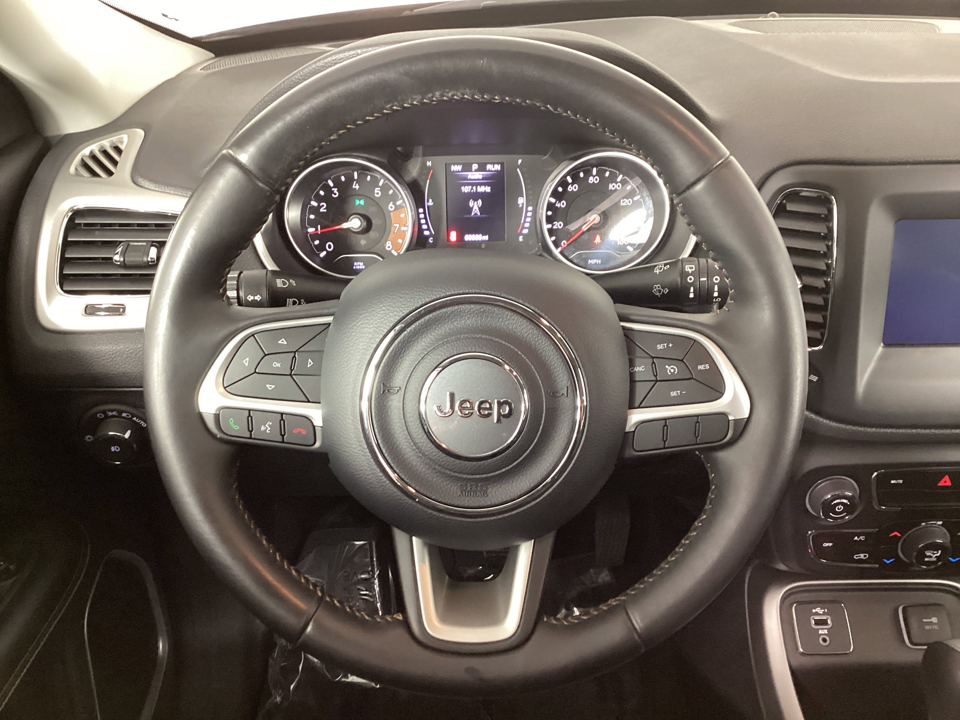 Used 2019 Jeep Compass Latitude image 17