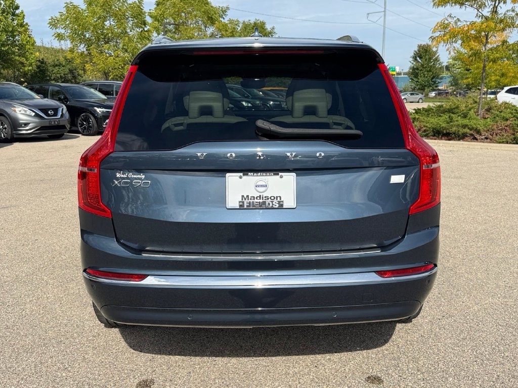 Certified 2024 Volvo XC90 T8 Ultimate w/ Protection Package Premier AWD/4WD image 3