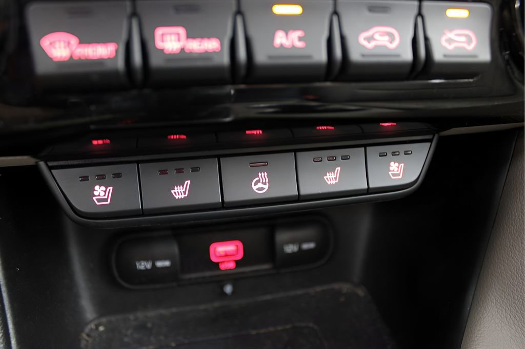 Used 2022 Kia Sportage EX w/ EX Technology Package image 33